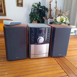 Minicadena Sony CD y Cassette