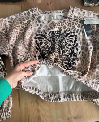 Sudadera Guess Animal Print Talla m
