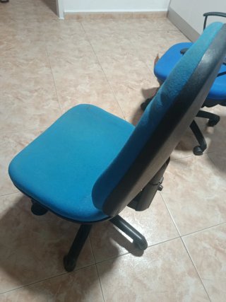 Silla de escritorio azul de tela