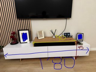 Mueble TV blanco y madera