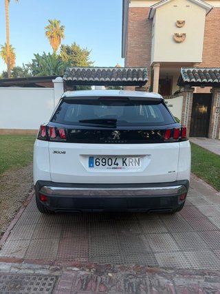 Peugeot  3008 pure tech 130 cv