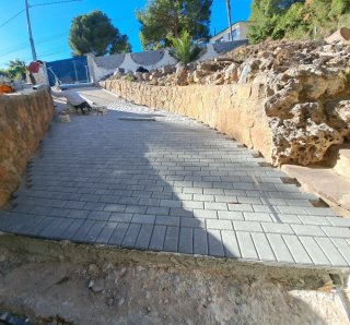 ADOQUINES PARA ENTRADA DE GARAJE CON PENDIENTES