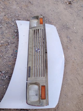 Rejilla Delantera Renault Express