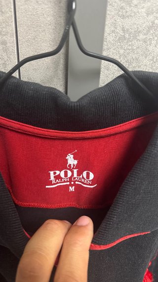 Polo Ralph Lauren nera e rossa M