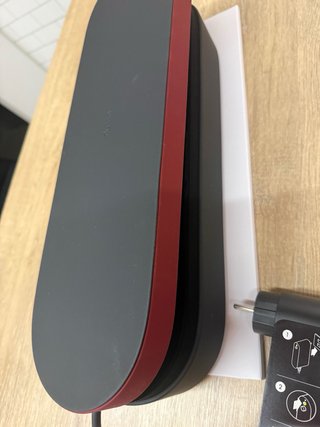 Ferro Dyson Airstrait Red Velvet e Oro