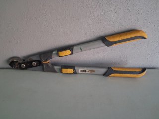Tijeras de podar profesionales extensibles.