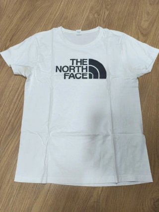 Camiseta The North Face Blanca