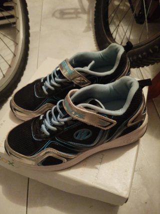 Zapatillas con ruedas infantiles
