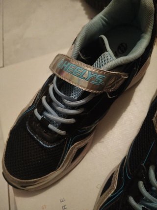 Zapatillas con ruedas infantiles
