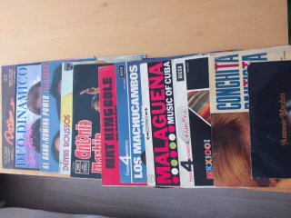 Vinilos de música en packs por estilos , o sueltos