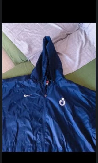 Chaqueta Nike impermeable azul
