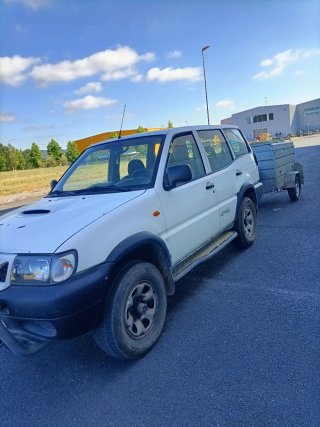 Nissan Terrano II 1999