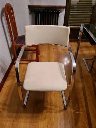 Mesa Comedor Cristal Negra + 4 Sillas Piel