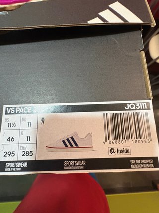 Zapatillas Adidas casuales blancas y azules