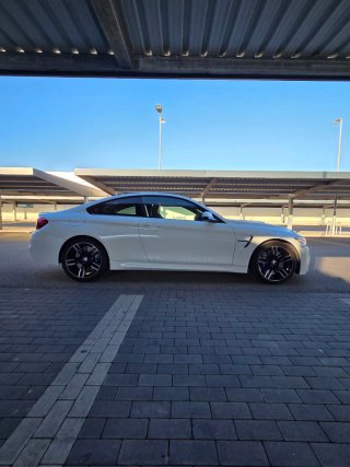 BMW M4 F82 Coupé · DKG · Carbono ·