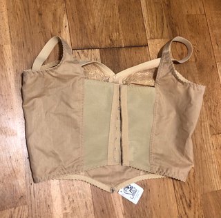 Corpiño antiguo bullet bra. Con etiqueta