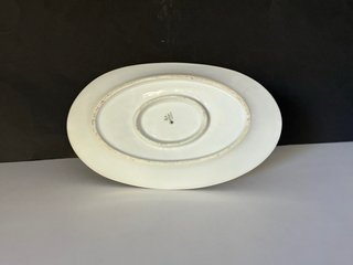 🇫🇷 Salsera antigua de porcelana con flores