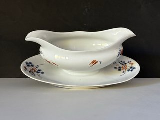 🇫🇷 Salsera antigua de porcelana con flores