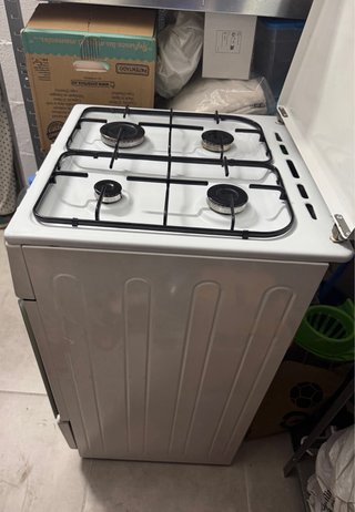 Cocina de gas butano con horno