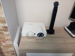 Proyector Optoma,pantalla Reflecta y Soporte tech