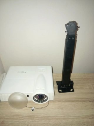 Proyector Optoma,pantalla Reflecta y Soporte tech