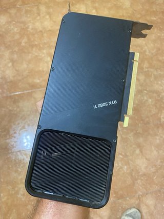 RTX 3060 TI FUNDER EDITION Un ventilador roto