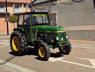 Tractor John Deere 2450F
