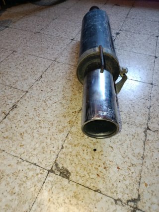 Tubo de escape cromado se vende o se cambia