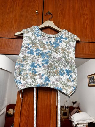 Top punto jacquard flores de zara