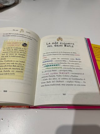 La montaña parlante y castell de les 100 històries