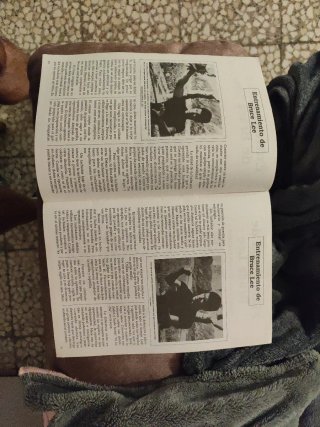 Revista BRUCE LEE num 15 (poster gigante)