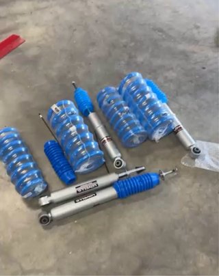 Suspensiones Montero V80 Lovells Springs