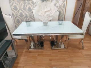 Mesa y 6 sillas comedor modernas