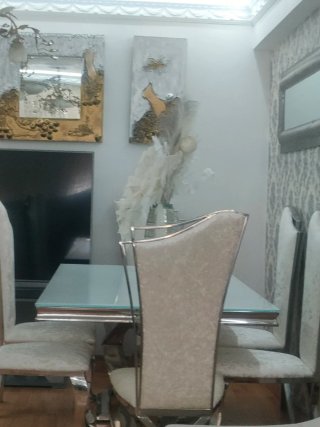Mesa y 6 sillas comedor modernas