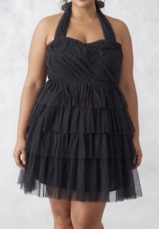 Vestido tul negro volantes corto
