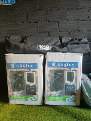 Pareja altavoces Skytec SP800A 8 + pies