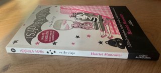 Libro infantil Isadora Moon en muy buen estado