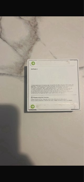 Airpods 4