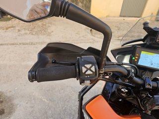 KTM 390 Adventure Negra y Naranja