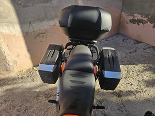 KTM 390 Adventure Negra y Naranja