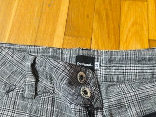 Shorts Desigual a cuadros grises