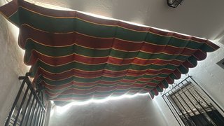Toldo de patio a rayas