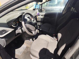 Peugeot 207 2010