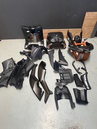 Plásticos Yamaha TMAX
