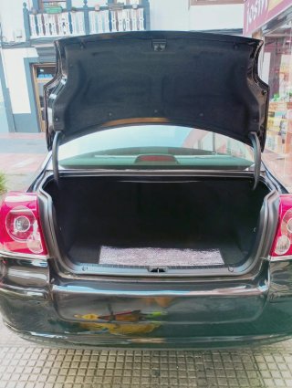 Toyota Avensis 2009