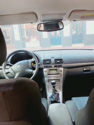 Toyota Avensis 2009