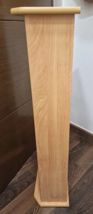 Mueble CD/DVD Madera y Plástico