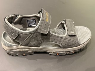 Sandalias Skechers Talla 43 Gris/Naranja