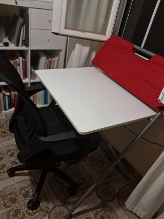 Escritorio plegable y Silla