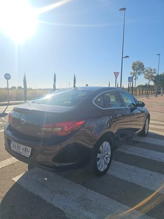 Opel Astra 2014